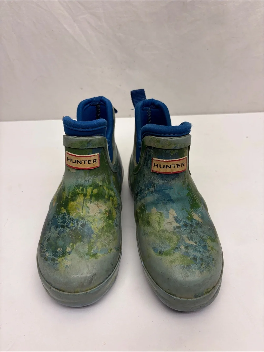 Hunter of target  Kids Green-Blue Rain Boots, SZ 10 toddler kids, box 12